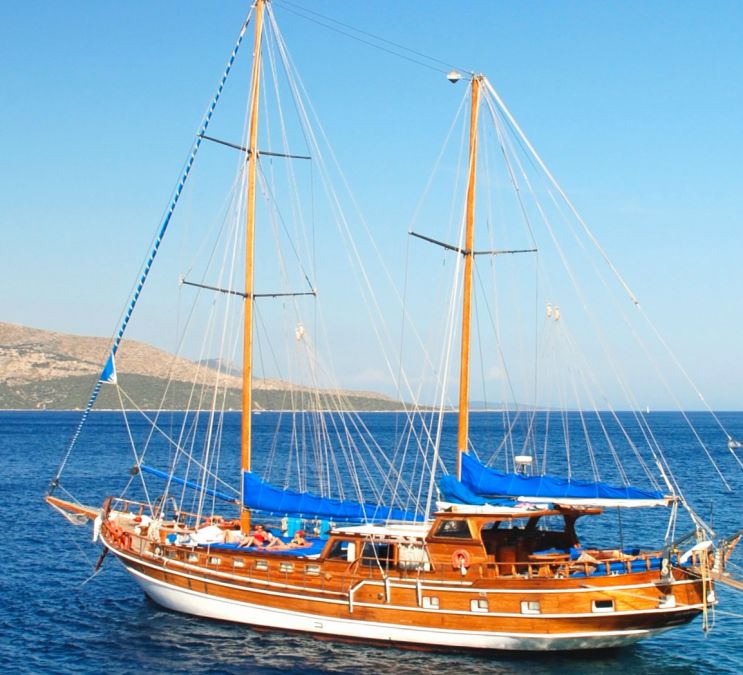 syronala_greek_cruises-135-900-675-80 m/s Syrolana