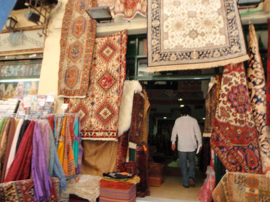 plaka ara, carpet seller