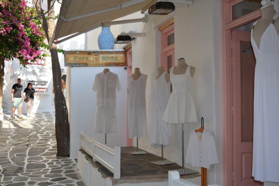 Alley in Mykonos